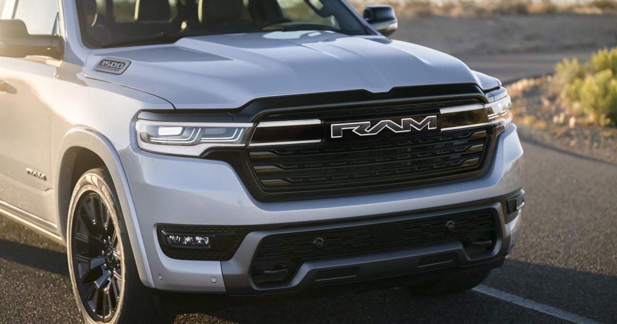 Ram confirma outro atraso para os utes elétricos e extensores de alcance
