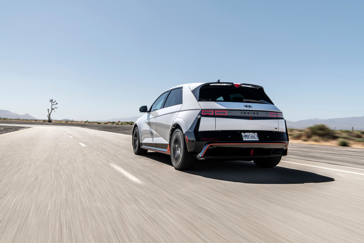 Hyundai ioniq 5 n vs. a cansativa corrida de uma volta: Hyundai & Grassroots Motorsports assume o desafio mais difícil da América