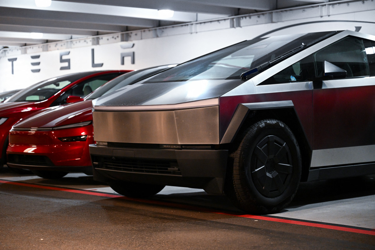 Tesla está planejando uma grande pausa de produção cibernética e modelo Y