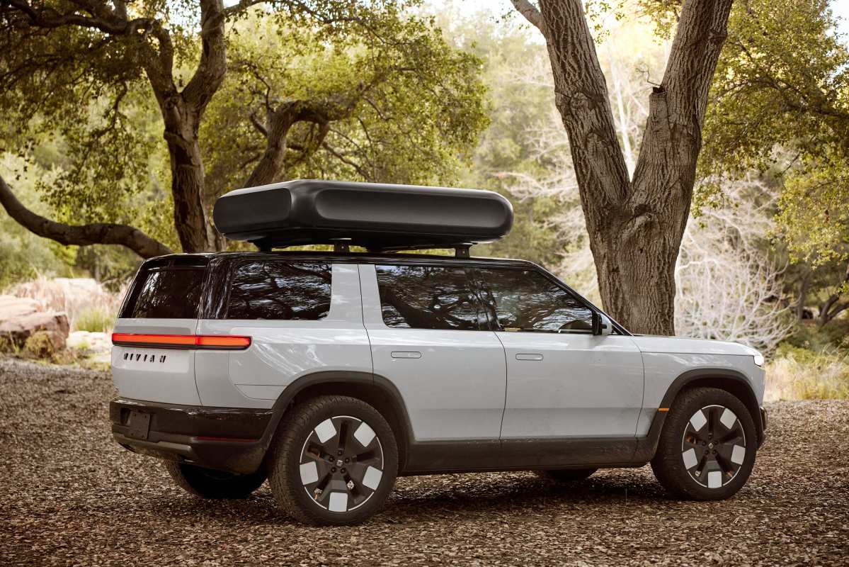 Rivian recebe US $ 1 bilhão em capital da principal investidor para lançar R2, R3 Crossovers