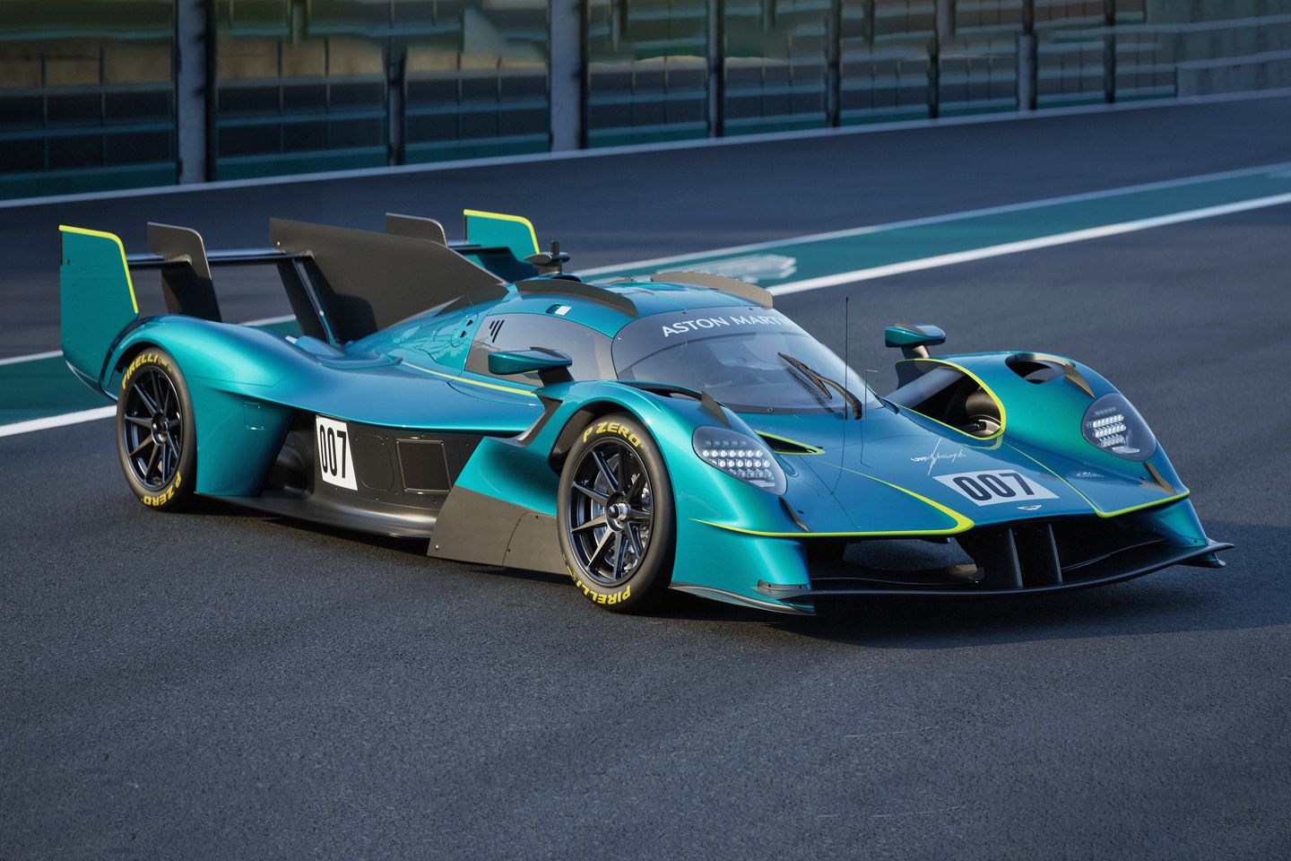 Aston Martin revela Valkyrie LM de edição limitada