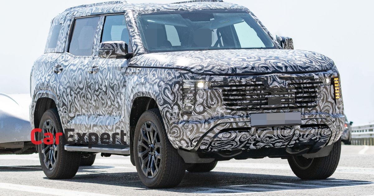 Mitsubishi Pajero Sport sucessor tem corpo quadrado, pode descartar a designação esportiva