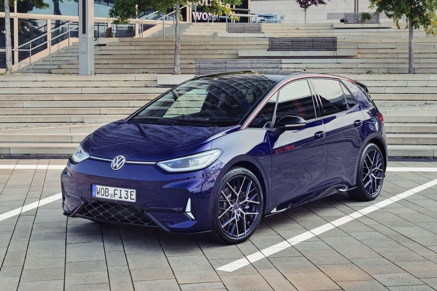 VW lança novo ID.3 GTX Fire & Ice