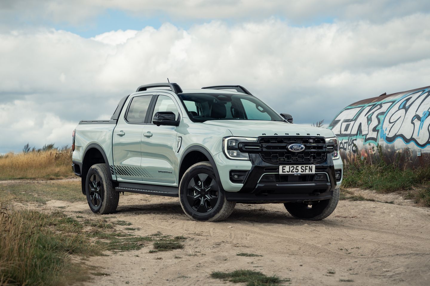 2025 FORD RANGER PHEV STORMTRAK | Revisão do Reino Unido
