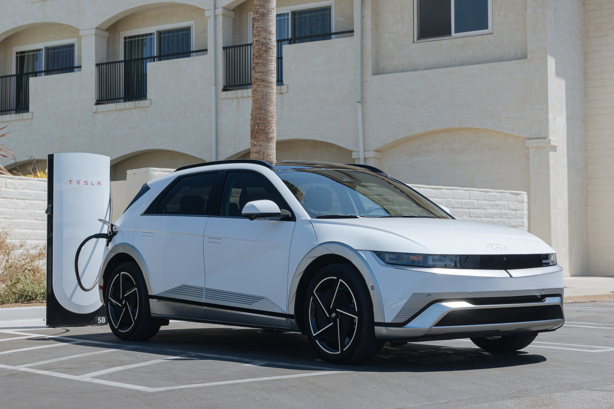 Hyundai reduz os preços do IONIQ 5, à medida que os incentivos federais de EV expiram