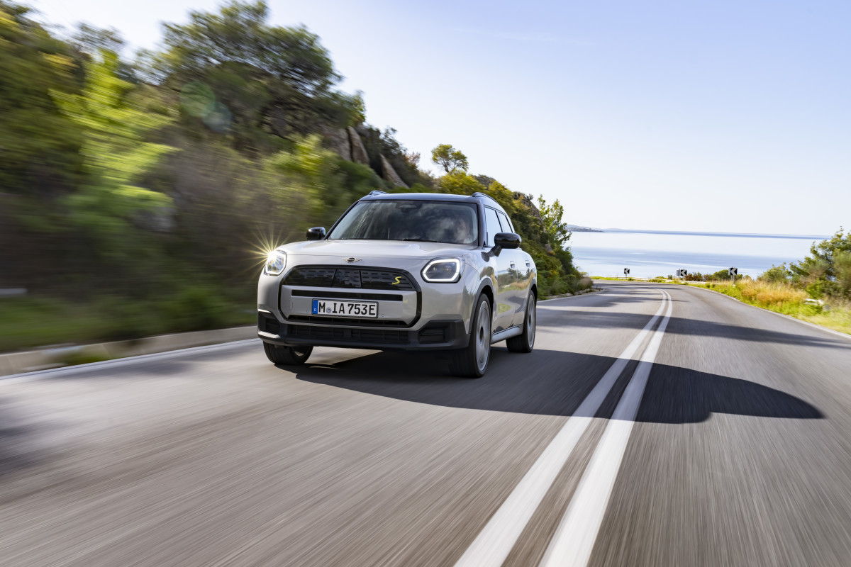 MINI copia BMW, apresenta o seu próprio “Cobrar Adiante” Plataforma de carregamento de veículos elétricos